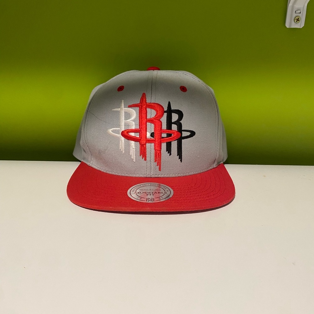 Mitchell & Ness Red and Gray Houston Rockets Snapback Hat